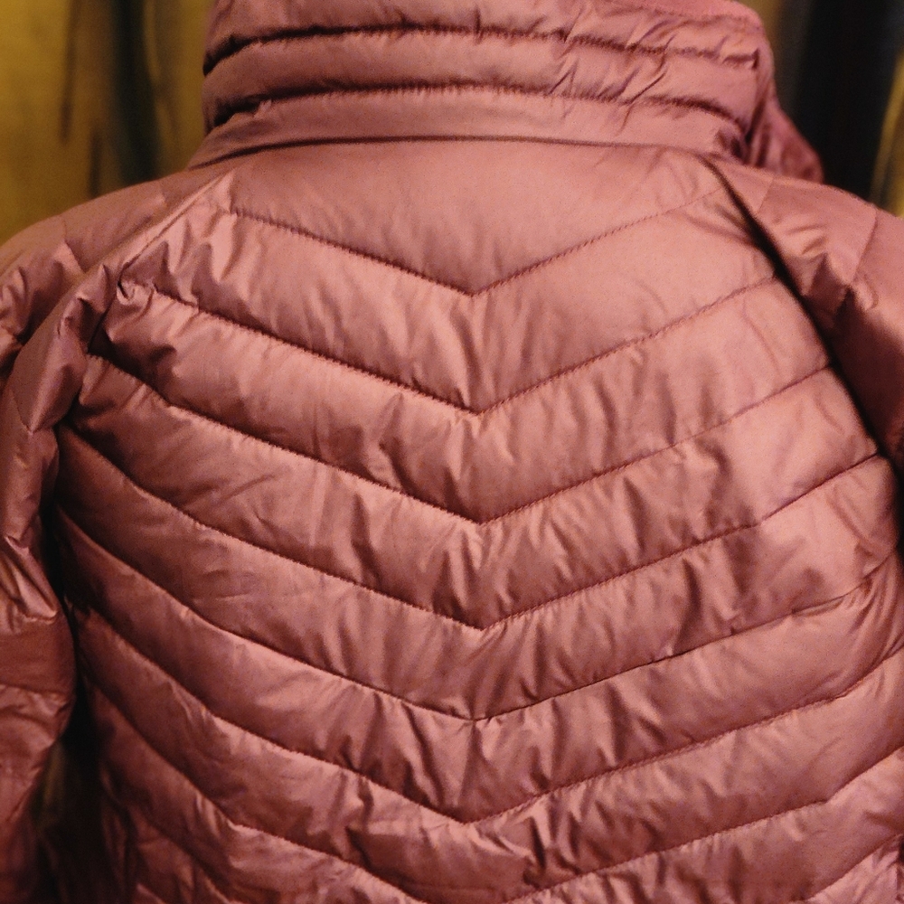 Burgundy Columbia Jacket - Picture 5 of 6